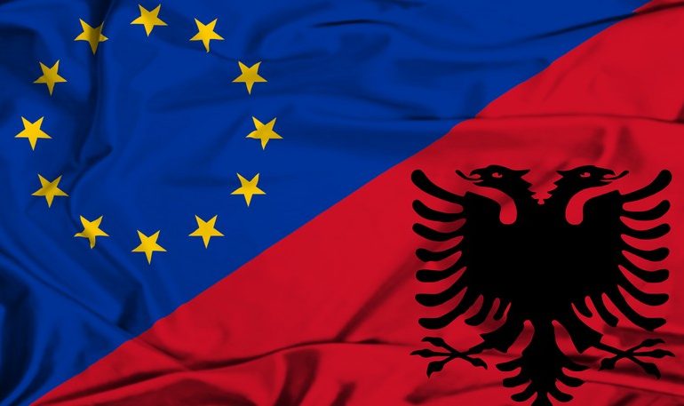 LAJM I MIRE për Shqipërinë/ Brukseli planifikon të shtojë gjashtë vende në BE