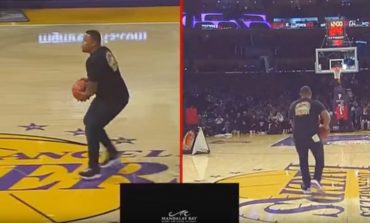 (VIDEO) Tifozi i Lakers realizon një kosh të "magjishëm", fiton 100 mijë dollarë