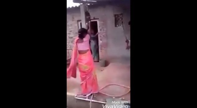 E zuri gruan me tjetër, e ftoi tërë fshatin ta shikojë se çfarë do t’u bëjë (VIDEO)
