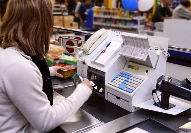 Informaliteti është më i ulët se 2015, problem mbetet puna në të zezë