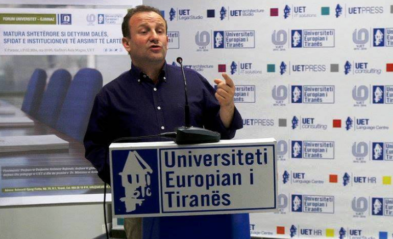 Henri Çili “largohet” nga UET/ Zbulohet ARSYEJA dhe pedagogu që e zëvëndëson (FOTO)
