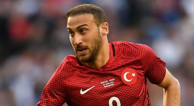 Trajneri i Besiktasit e konfirmon: Tosun në Everton për 30 milionë euro