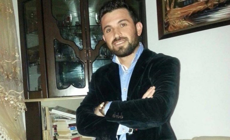 ILIRJAN BLLOSHMI/ Çizmja e Monikës nuk është për në opozitë, por për të vjedhur, gënjyer e vrarë