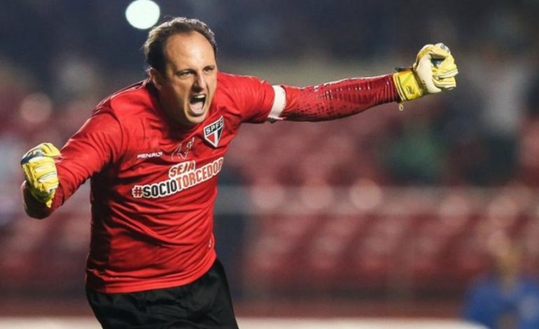 (FOTO) Rekordet “e pathyeshme” në futboll