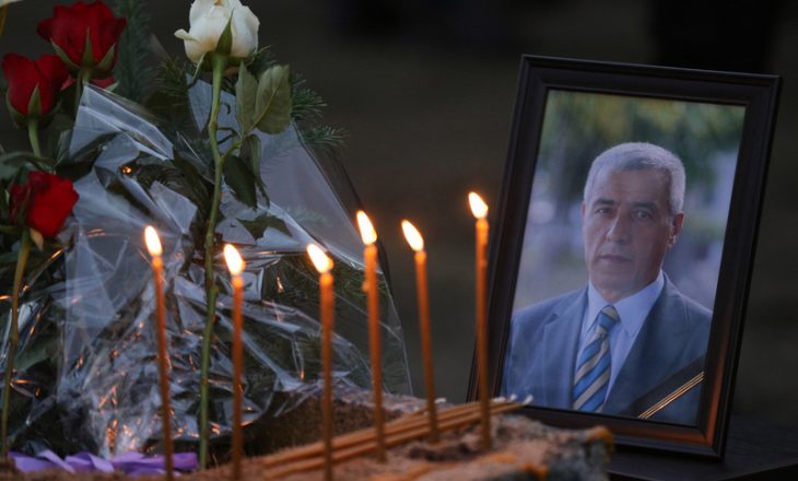 “Faleminderit për luftën, serb i vërtetë!” Tubime dhe qirinj në të gjithë Serbinë për IVANOVIÇ