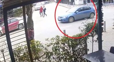 KOSOVË/ Dy drejtorët e Postës sulmohen fizikisht nga policët në Prishtinë (VIDEO)