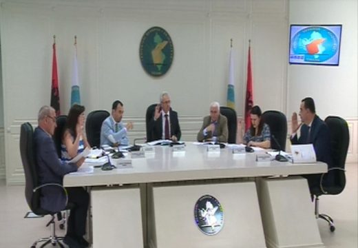 SHIFRAT/ 190 milionë lekë për një vit, KQZ: Ja sa para marrin 6 parti