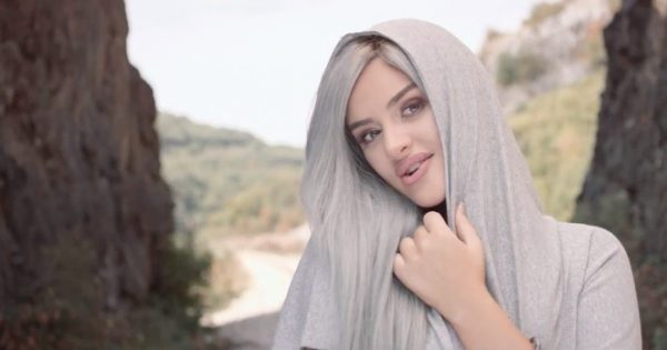 Luar ‘konkuron’ Arilena Arën? Ja çfarë thotë këngëtarja