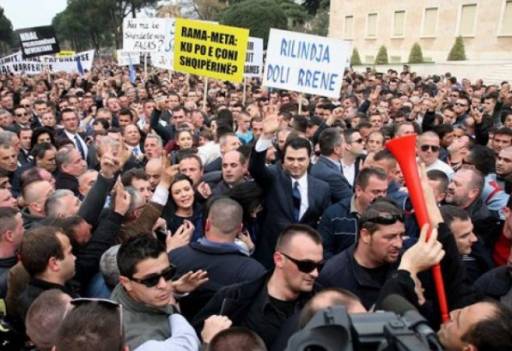 PROTESTA NESËR/ Zbardhet SKENARI. Do të ketë tre LËVIZJE të mëdha që do të…