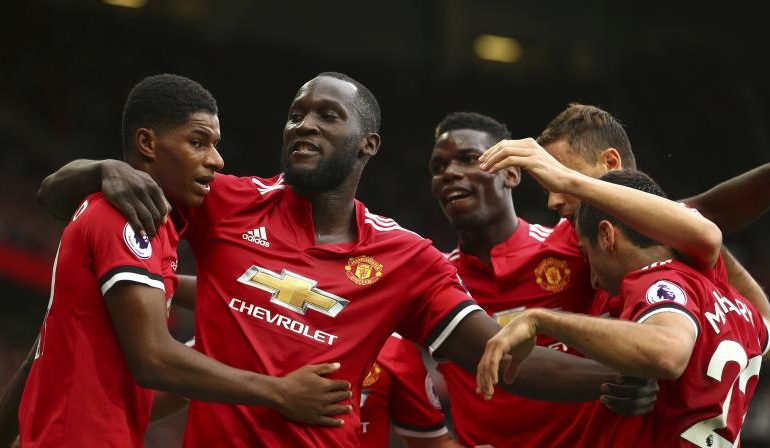 VIDEO/ Manchester United fiton pas tre barazimeve, mposht Evertonin