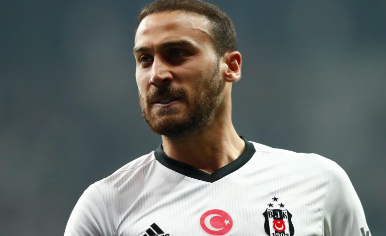 Futbollisti i njohur “merr pjesë” në “The Voice”, kthehet e gjithë juria
