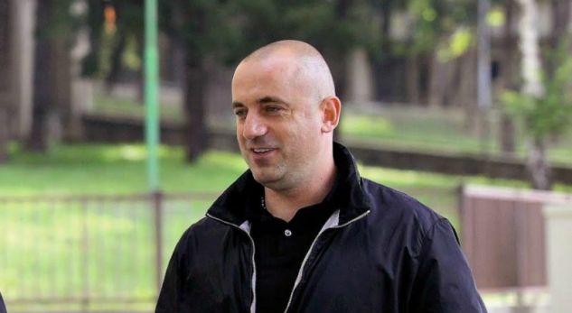 Kush është Milan Radojiçiç/ “Bosi i veriut” që AKUZOHET për VRASJEN e Ivanoviçit