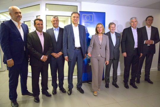 Mogherini mesazh për 2018, tregon sfidat: 2017 nuk ishte i lehtë për Ballkanin, por…