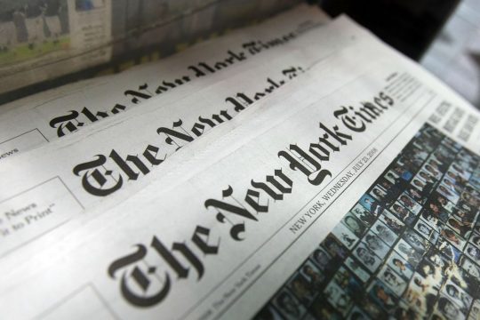 “New York Times”: Sytë e botës mbi Kosovën, ndërsa pritet të arrestohen figura kyçe politike