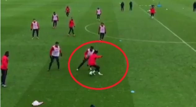 (VIDEO) Neymar i papërmbajtshëm, turpëron shokët e skuadrës në stërvitje
