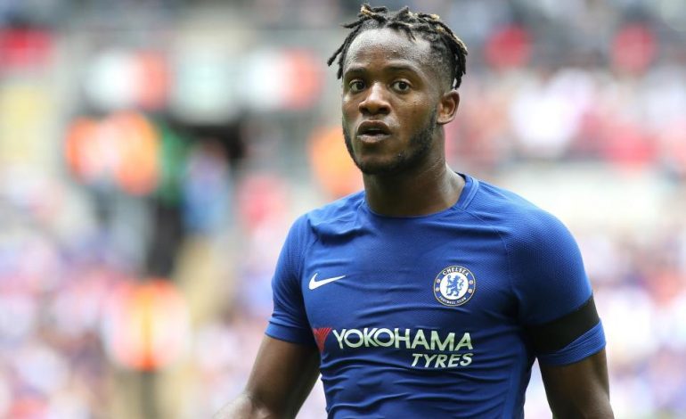 Batshuayi do largohet nga Chelsea, dy klube kërkojnë shërbimet e tij