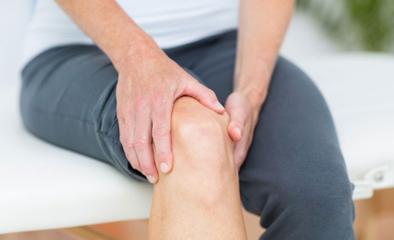 Vuani nga osteoporoza? Ndiqni këto këshilla për t’u përmirësuar