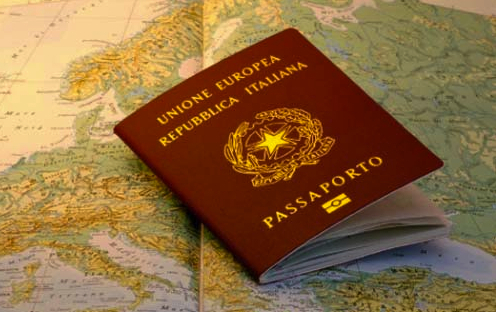 Rapoerti i ISTAT: Mbi 200 mijë shqiptarë kanë pasaportë italiane