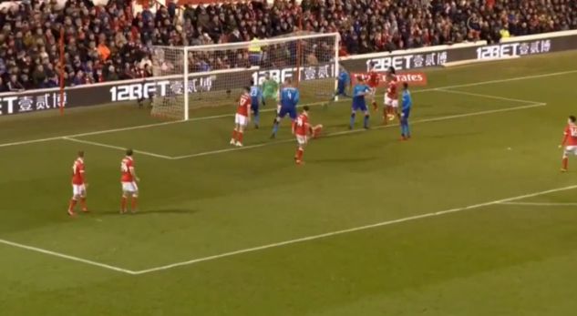 (VIDEO) Arsenal barazon me shpejtësi, Mertesacker shënon për ‘topçinjtë’