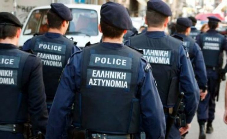 Rikthehet Operacioni “FSHESA”/ Greqia dëbon 600 shqiptarë. Zbulohet ARSYEJA e largimit të tyre