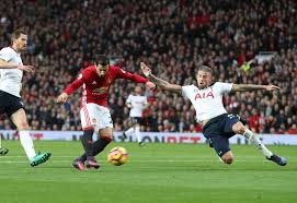 Tottenham-Manchester United, përballja e titanëve…