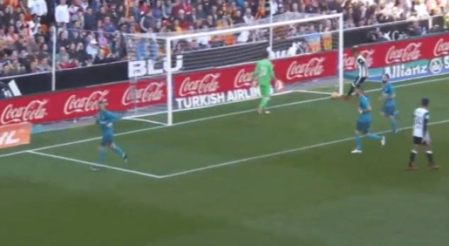 VIDEO/ Reali në avantazh ndaj Valencias, Ronaldo shënon nga penalltia