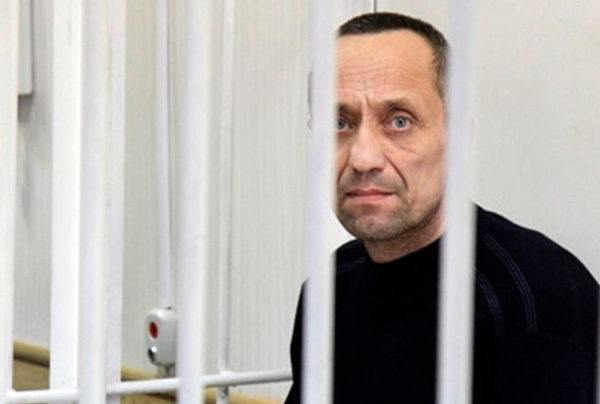 “SKANDALI RUS”/ Një ish-polic do të gjykohet për më shumë se 80 vrasje