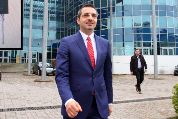 Zbardhet bllofi i PD me letrën kundër Saimir Tahirit, që u dorëzua sot në Prokurori