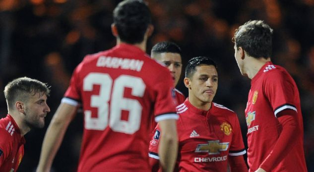 United fiton me goleadë ndaj Yeovil, shkëlqen Sanchez