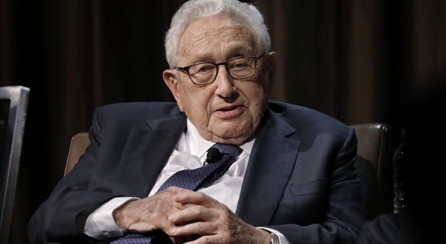 “Fire and Fury”, Kissinger: Përçarja në Shtëpinë e Bardhë, LUFTË mes hebrenjve dhe johebrenjve