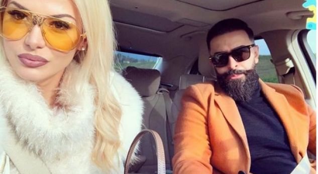 Marina Vjollca ndan foton më të bukur të dy vogëlusheve të saj (FOTO)