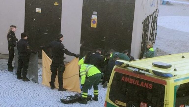 Sulm terrorist? Një i vdekur dhe disa të lënduar në metronë e Stokholmit