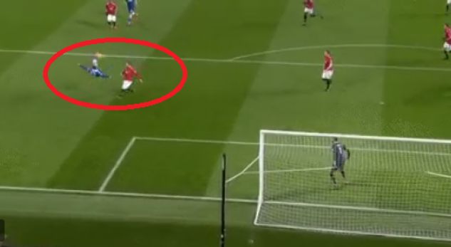 (VIDEO) Shaqiri kërkon të bëjë “mrekullin”, tenton një goditje spektakolare