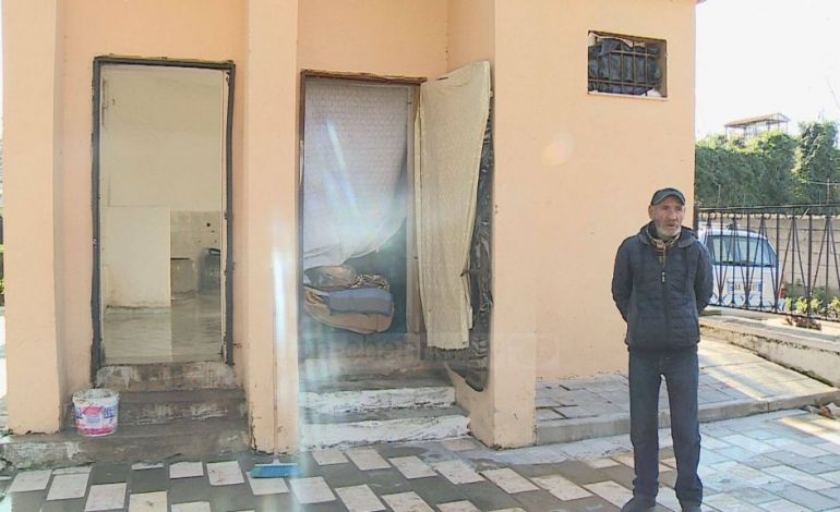 MJERIMI i skajshëm i 65 vjeçarit nga Vlora: Jetoj si qen. Kam ftohtë, uri…(FOTOT)