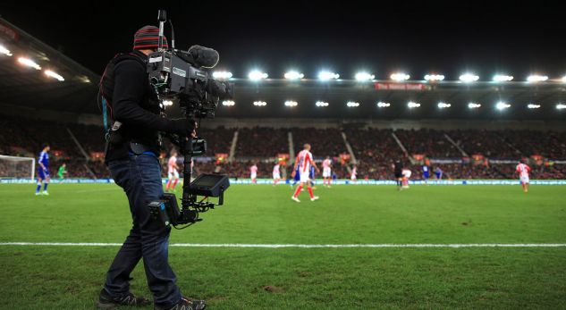 Manchester United “gjigandi” i të drejtave televizive, ja ku radhiten Barcelona dhe Real Madrid