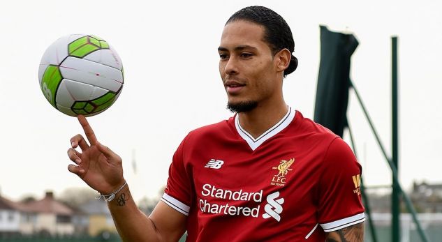 Van Dijk i emocionuar pas kalimit tek Liverpool, mezi pret të luajë në ‘Anfield’