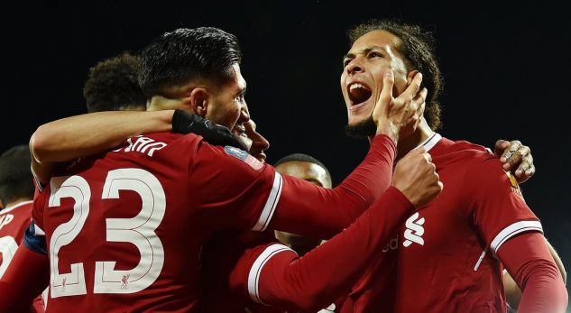 (FOTO) Shënoi gol në debutim, Van Dijk shpërblehet nga tifozët e Liverpool
