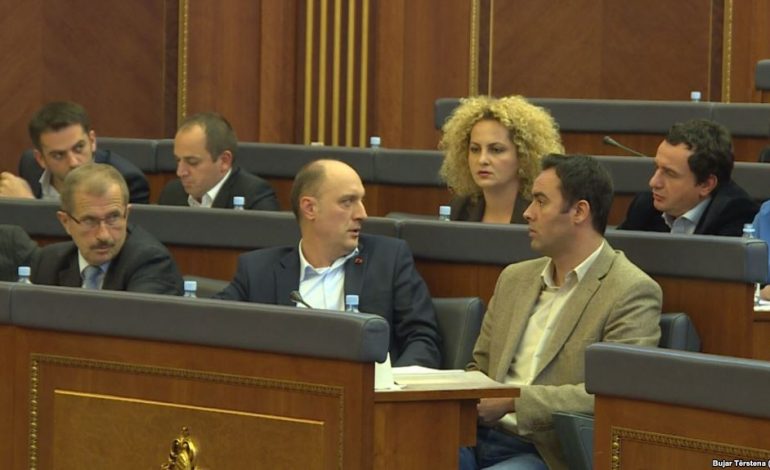 KOSOVË/ Lëvizja Vetëvendosje drejt ndarjes: Nuk ka më shpresë për ecurinë e saj
