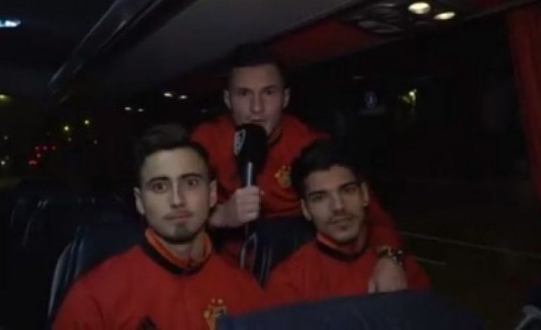 VIDEO/ Taulant Xhaka bëhet gazetar, interviston shokët e skuadrës