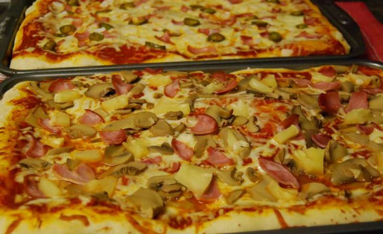Si të bëni pica të shijshme me pak kalori dhe karbohidrate