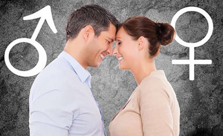 4 superushqimet që rrisin dëshirat tuaja seksuale