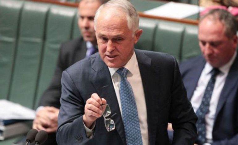 Zv.kryeministri, seks me vartësen. Australia ndalon marrëdhëniet në administratë
