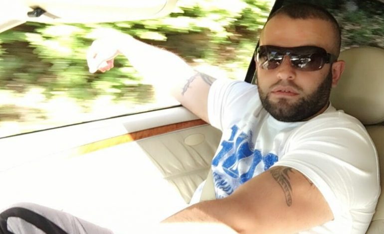 FOTOT/ U arrestua sot me armë në brez. Kush është shoku i biznesmenit Nika që u vra me 30 plumba. Zbulohet e shkuara e errët