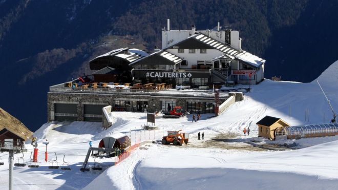 Ishin zhdukur prej së mërkurës, tre skiatorë humbin jetën në Pirenej në Francë
