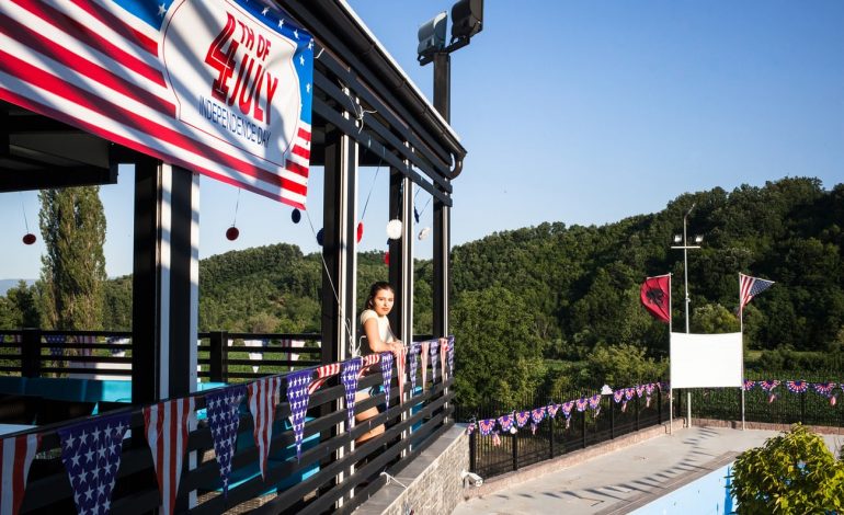 REPORTAZH/ The Guardian: Lidhja e ngushtë e Kosovës me SHBA-në