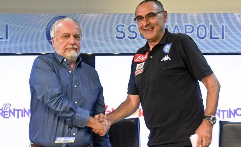 Napoli, De Laurenttis kërkon të blindojë trajnerin Sarri