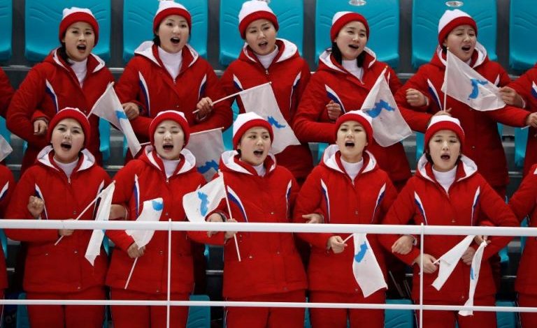 VIDEO/ “Ne jemi një”, cheerleaders nga Koreja e Veriut sukses absolut në Olimpiadë