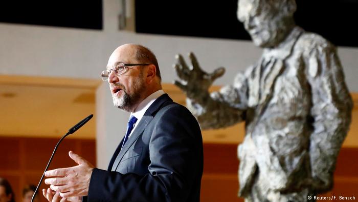 Martin Schulz jep dorëheqjen si kryetar i SPD-së