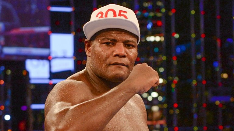 Luis Ortiz thumbon Wilder: Një llafazan, në ring do t’ia mbyll gojën