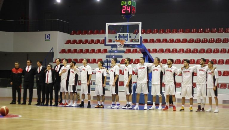 Kombëtarja grumbullohet për Europianin, të enjten sfida me Danimarkën